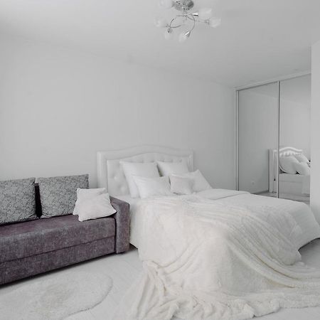 Paulmarie Apartments On Gor'Kogo 41 Бобруйск Екстериор снимка