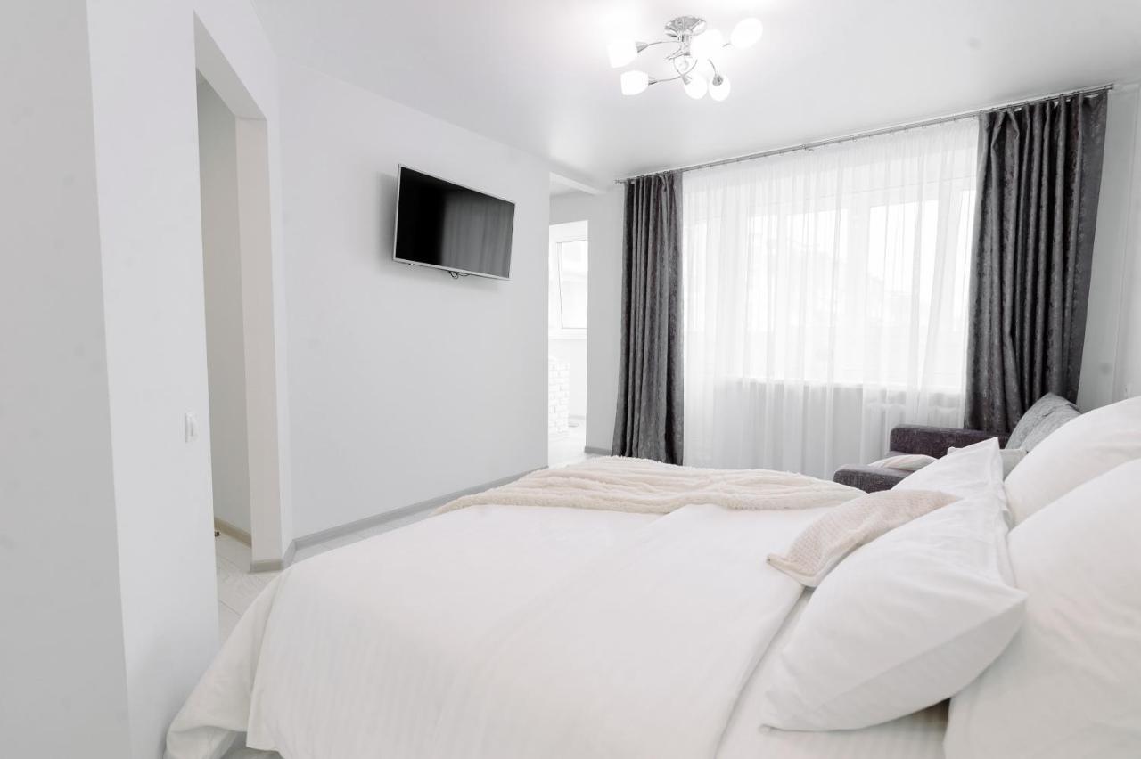 Paulmarie Apartments On Gor'Kogo 41 Бобруйск Екстериор снимка